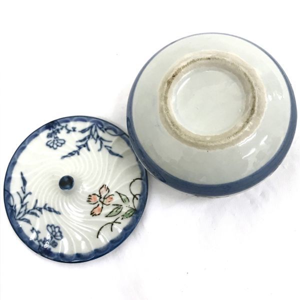 新品 蓋付 小鉢 お椀 陶器 陶芸 和風 和食器 食卓 伝統工芸 工芸品 工芸美術 縁起 食器 花柄 小物 カップ キッチン おしゃれ 昭和 レトロ_画像4