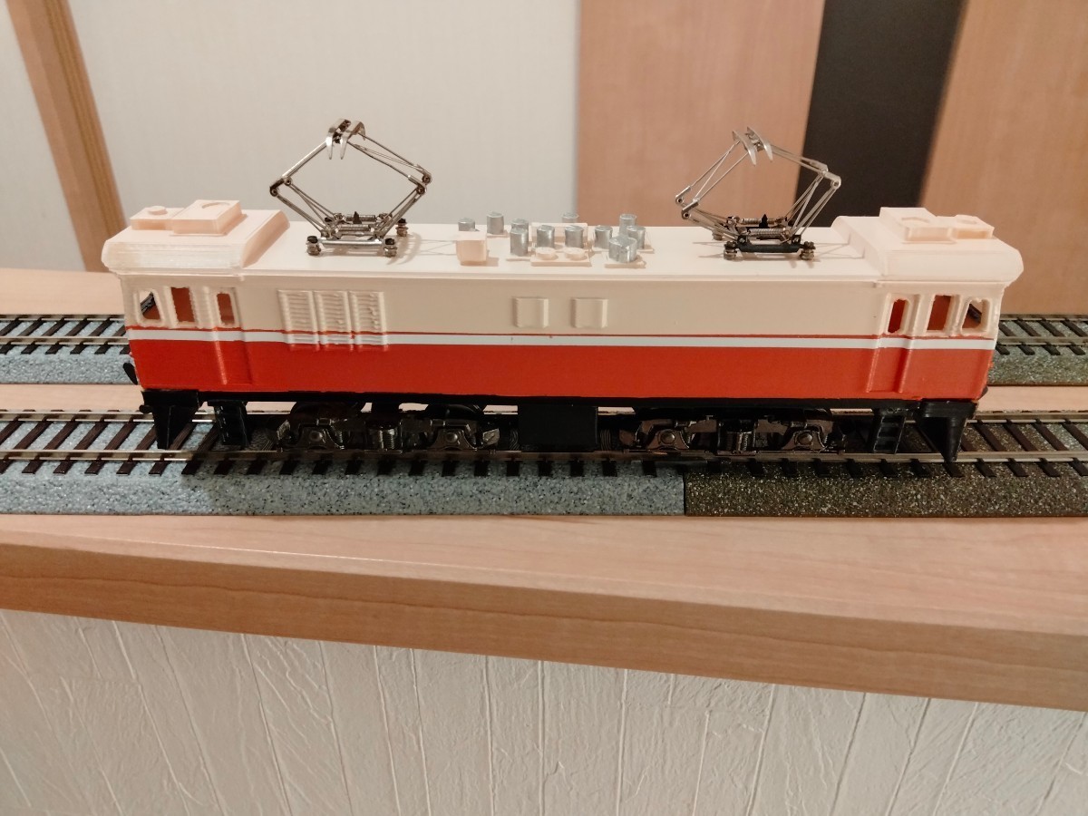 鉄道模型 台湾鉄道 E100・E200タイプ HOゲージキット組立て
