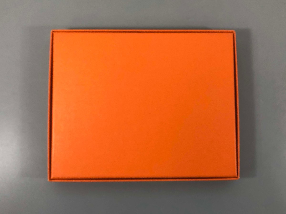 ＜中古品＞HERMES エルメス 皿 トレイ シェーヌダンクル スクエアプレート（31723121520298SM）_※傷みあり