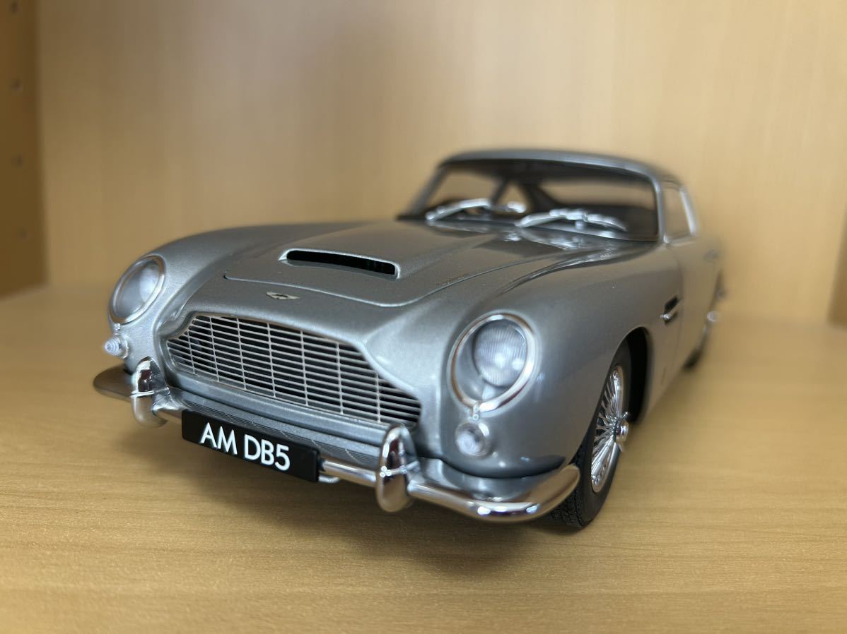 オートアート 1/18 ASTON MARTIN DB5 (SILVER) AUTOart アストンマーチン_画像1