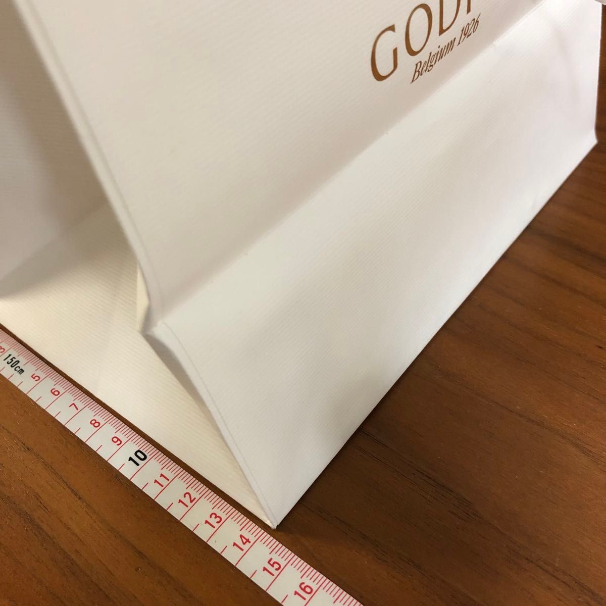 GODIVA 紙袋　バレンタイン