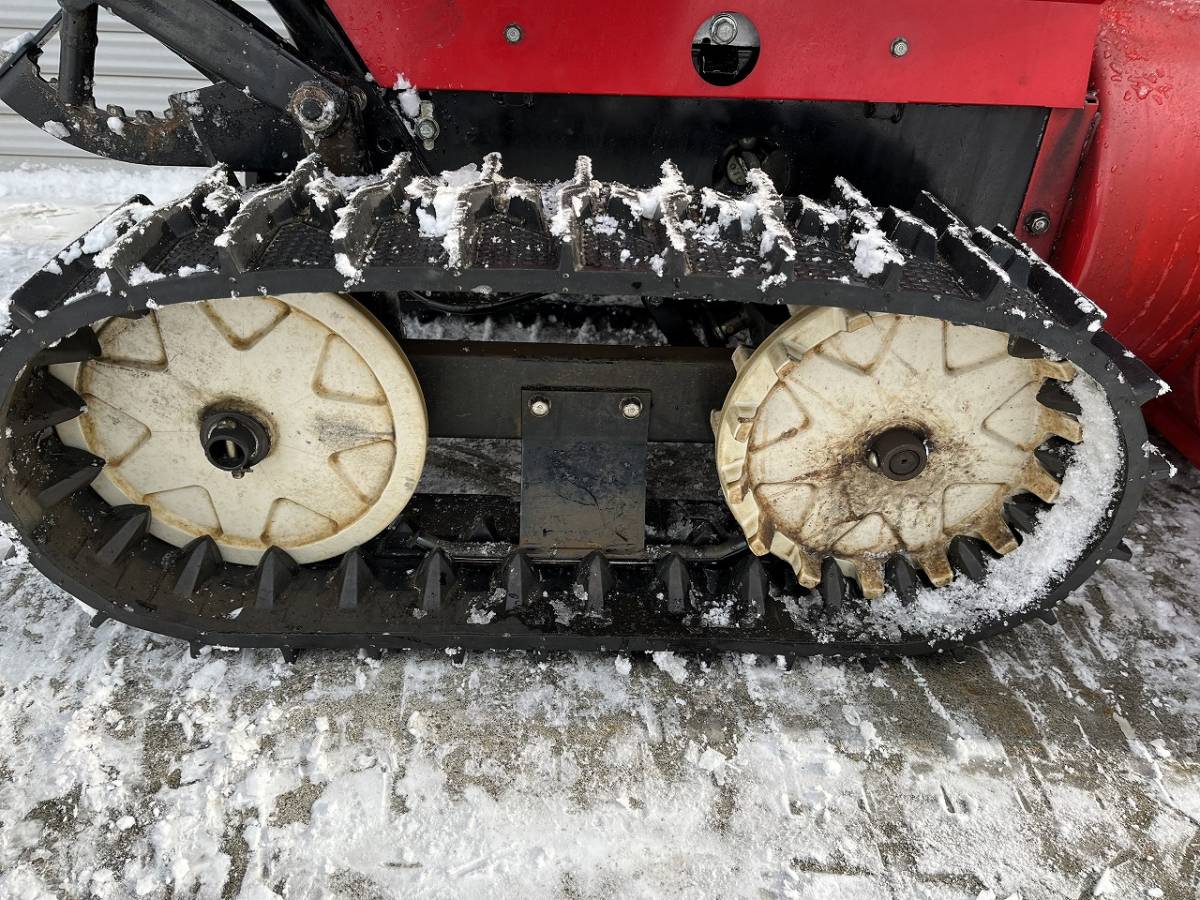 全国送料42000円 ホンダ HS1190 除雪機 実動去年整備済み 画像 全国送料42000円 ホンダ HS1190 除雪機 実動去年整備済み 画像