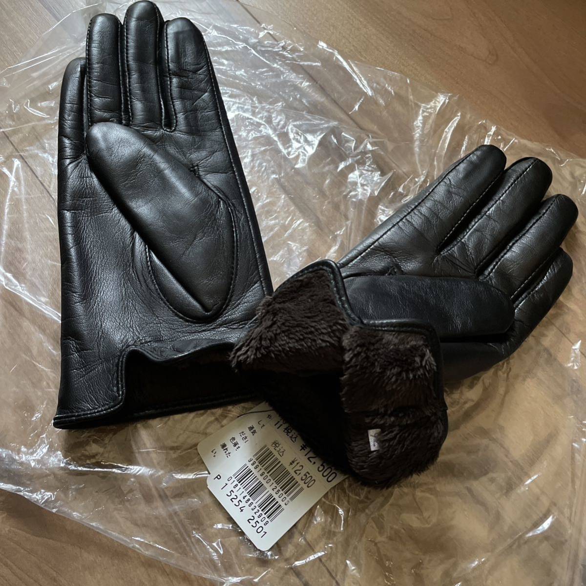 新品　nouer スコットクラブ　手袋　羊革　黒　定価¥1万2500円