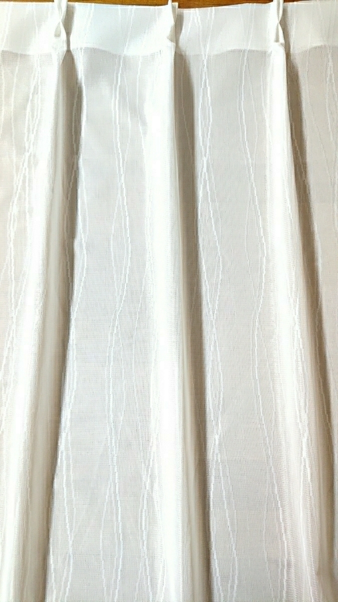 新品 ミラーレースカーテン １００X１３３cm ２枚組 ウェーブロン ホワイト 新生活_画像9
