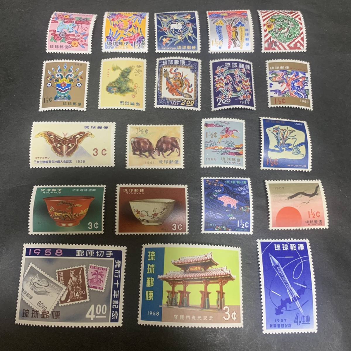 21枚おまとめ！ 切手バラ 色々 琉球郵便 美品 同封可能 ア221_画像1