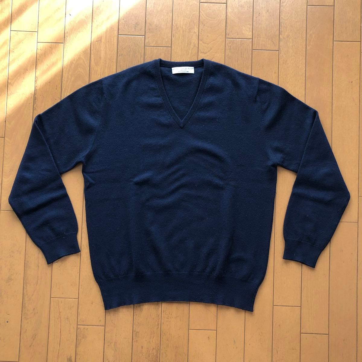 Johnstons of Elgin カシミア ニット セーター ネイビー 42 Johnstons of Elgin カシミア ニット セーター ネイビー 42