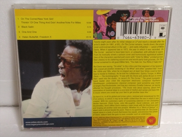 Miles Davis / マイルス・デイビス　On The Corner / オン・ザ・コーナー　24 bit Digitally Remasterd　輸入盤_画像2