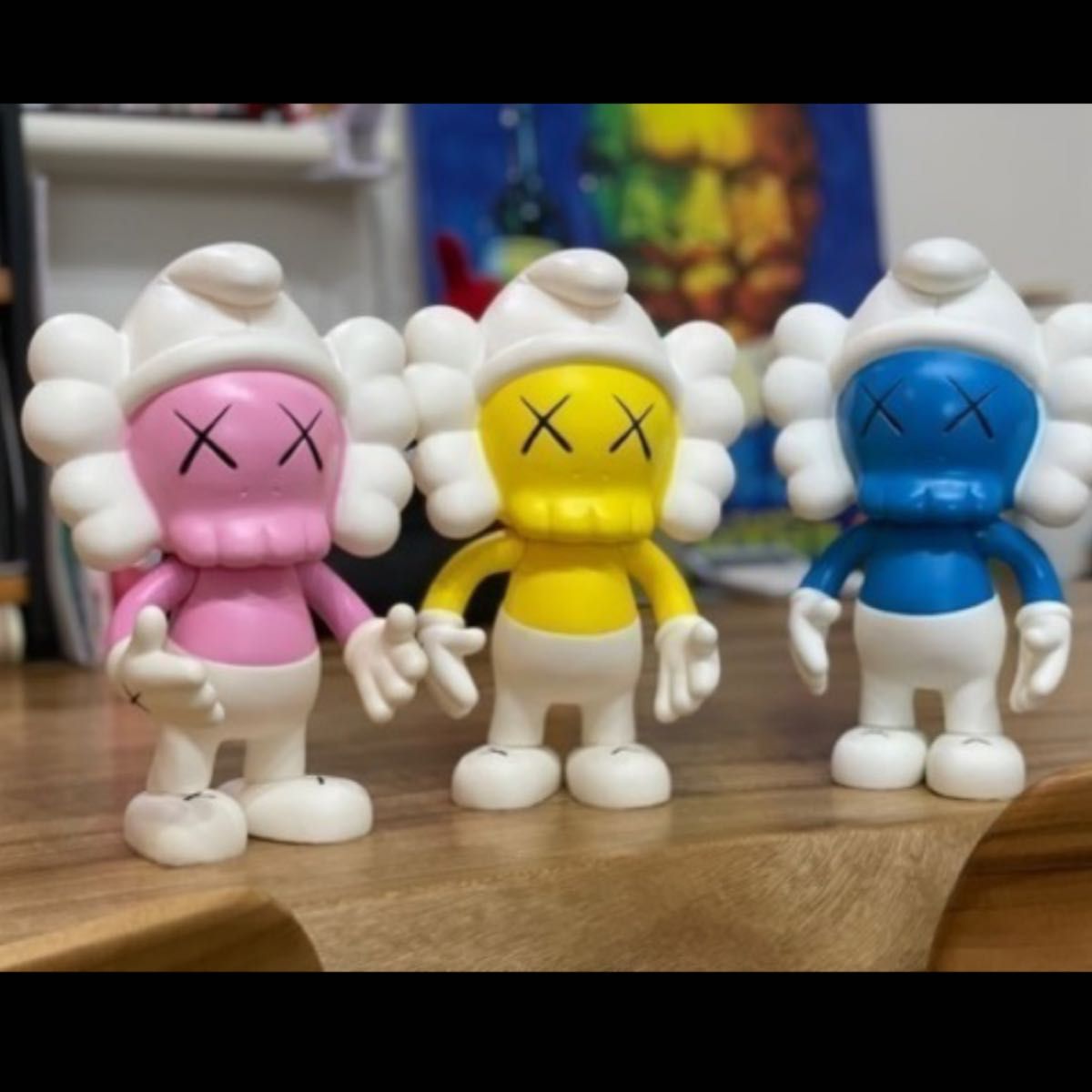 kaws スマーフフィギュア