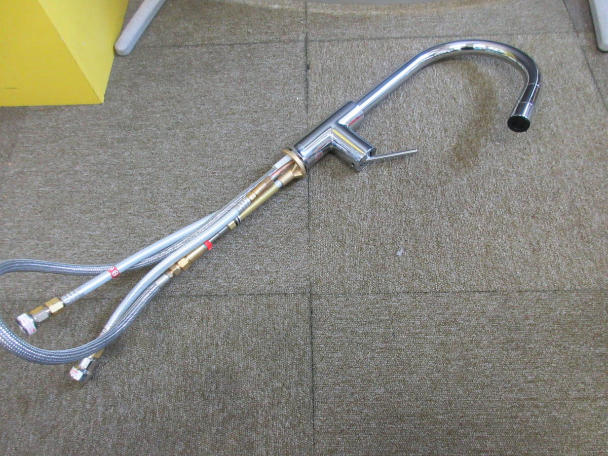 38-39】美品TOTO キッチン用シングルレバー混合栓TKWC35ESA 38-39】美品TOTO キッチン用シングルレバー混合栓TKWC35ESA
