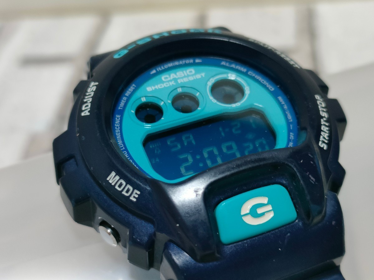  rare color!CASIO G-SHOCK DW-6900CC Crazy Colors Casio G shock blue backlight photograph equipped 