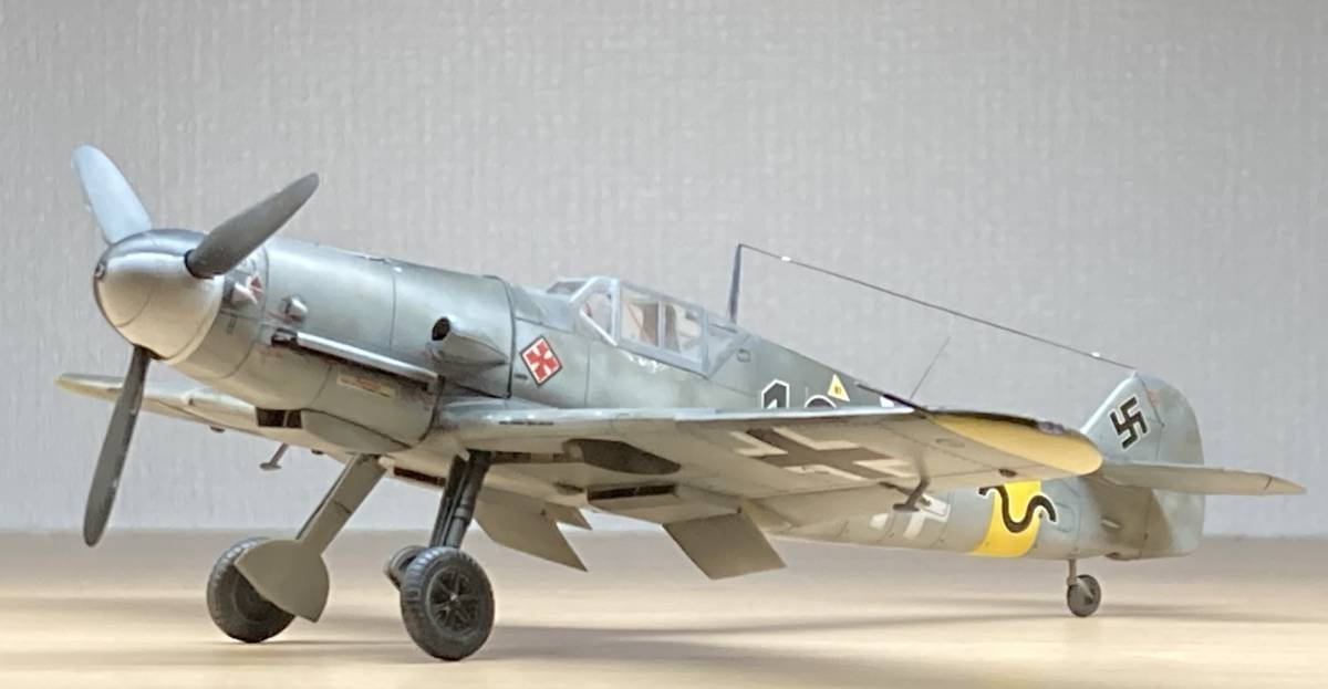 Yahoo!オークション - Bf109 G-2 ギュンター・ラル中尉機 1/48 Yahoo!オークション - Bf109 G-2 ギュンター・ラル中尉機 1/48