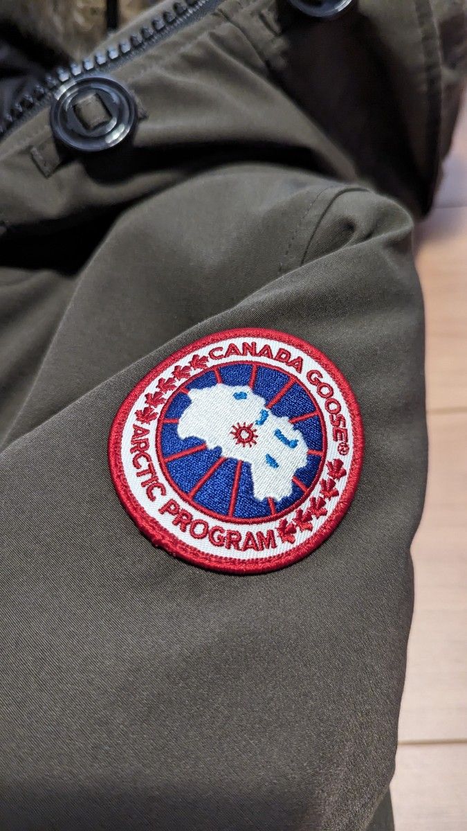 CANADA  GOOSE  カナダグース ブロンテ S