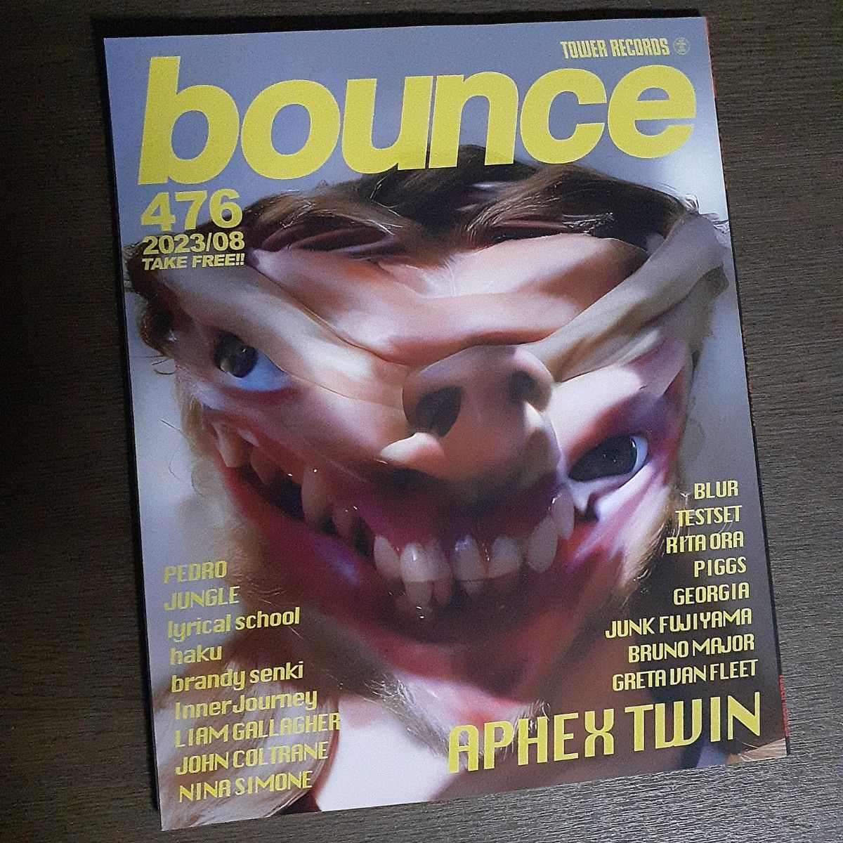 １冊 bounce476 blur