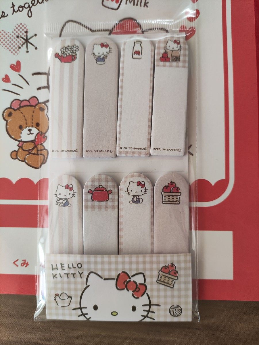 サンリオ ハローキティ雑貨/文房具4点セット#自由帳#シール サンリオ ハローキティ雑貨/文房具4点セット#自由帳#シール