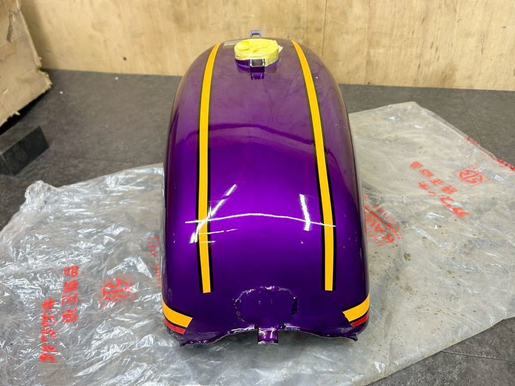 カワサキ マッハ 750SS H2 純正 ガソリンタンク 新車外し 箱付き カワサキ マッハ 750SS H2 純正 ガソリンタンク 新車外し 箱付き