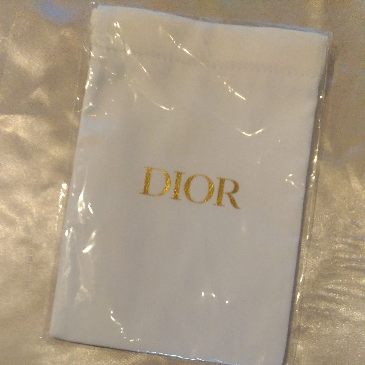 Dior ハンドミラー ケース付き ラウンド 巾着袋付き ノベルティ