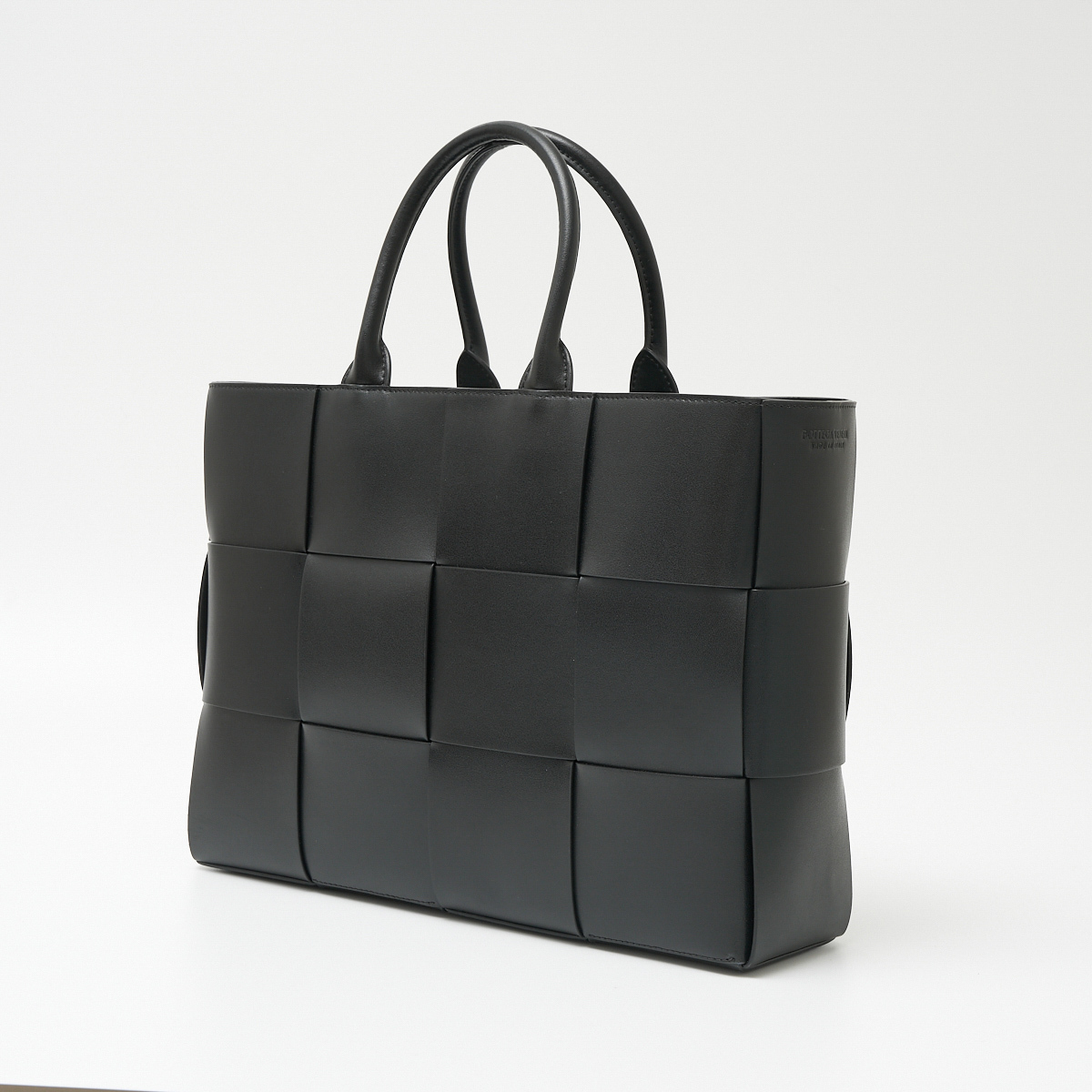 BOTTEGA VENETA ボッテガヴェネタ ミディアム アルコ トートバッグ 729244VB1K08480 ハンドバッグ カーフスキン ブラック_画像2