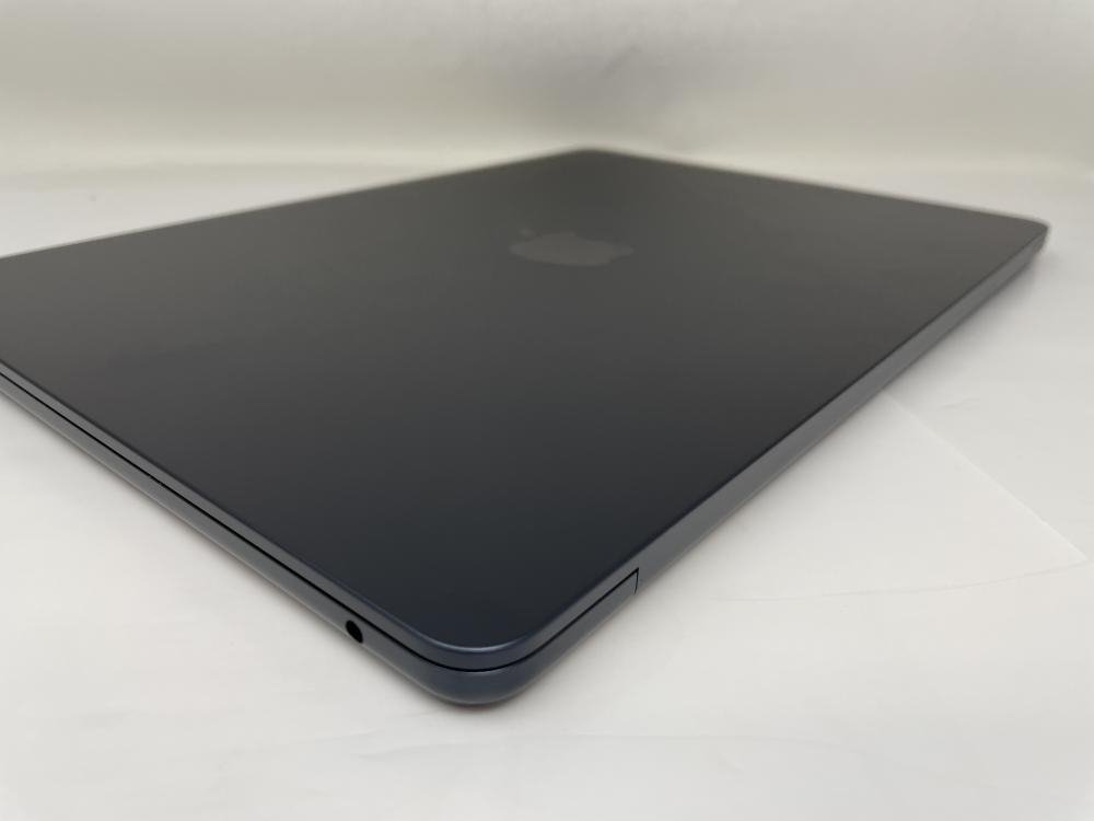 M925【美品・保証有】 充放電回数7回 MacBook Air 2022 13インチ SSD 256GB Apple M2 /100_画像8