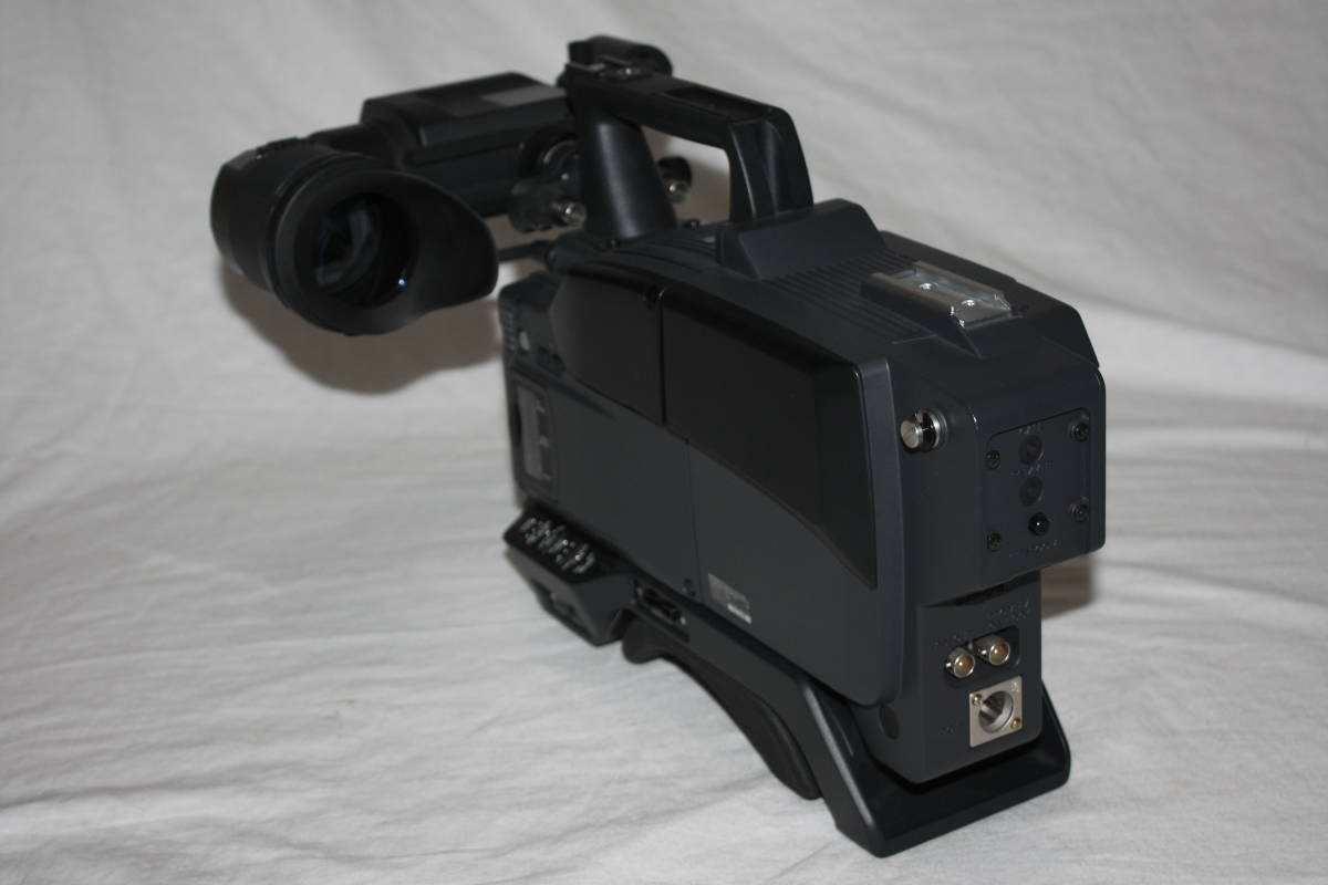 SONY DXC-D50+CA-D50 美品 業務用ビデオカメラ+カメラアダプター SONY DXC-D50+CA-D50 美品 業務用ビデオカメラ+カメラアダプター
