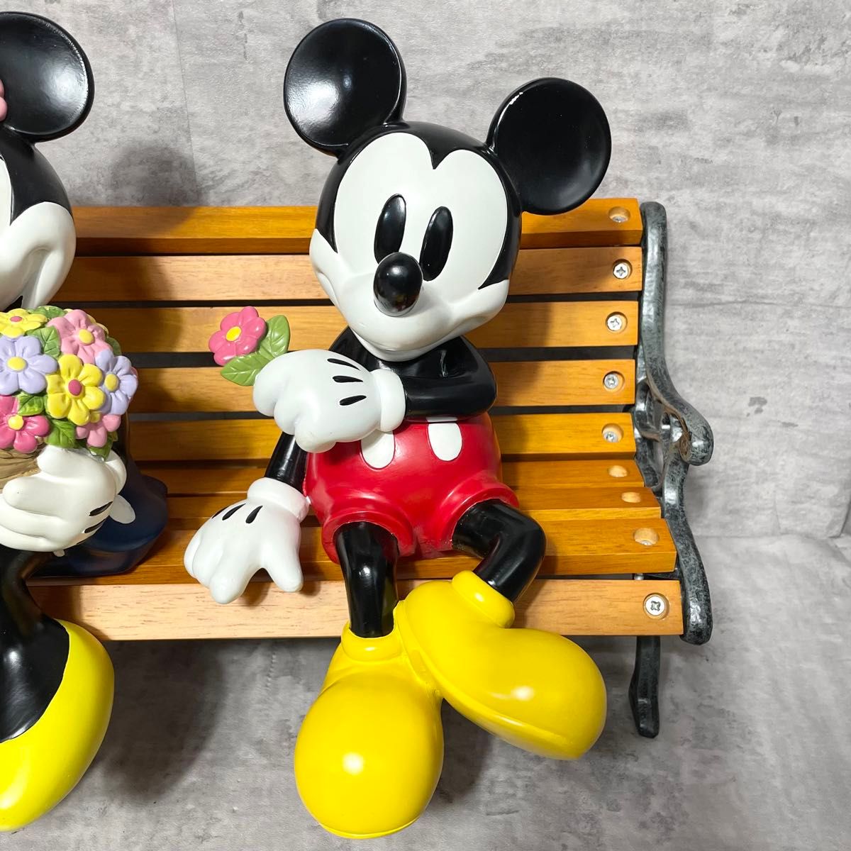 希少 激レア 】ミッキーマウス&ミニーマウス プランター ベンチ 希少 激レア 】ミッキーマウス&ミニーマウス プランター ベンチ