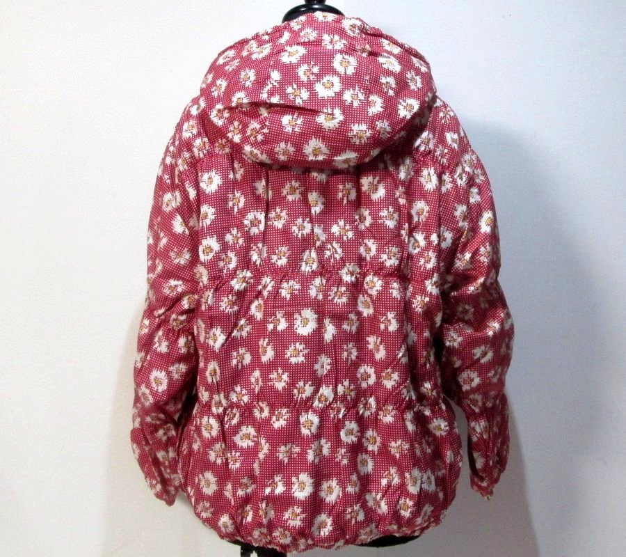 F[PHONE HOME] red color series white. yellow. floral print * with cotton * rubber car - ring attaching * with a hood . protection against cold jumper *150 size!