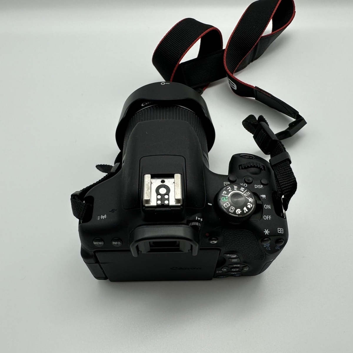 【中古品】 Canon キャノン デジタル一眼レフカメラ EOS　Kiss　X8i　ダブルズームキット（18-55mm/55-250mm）_画像5