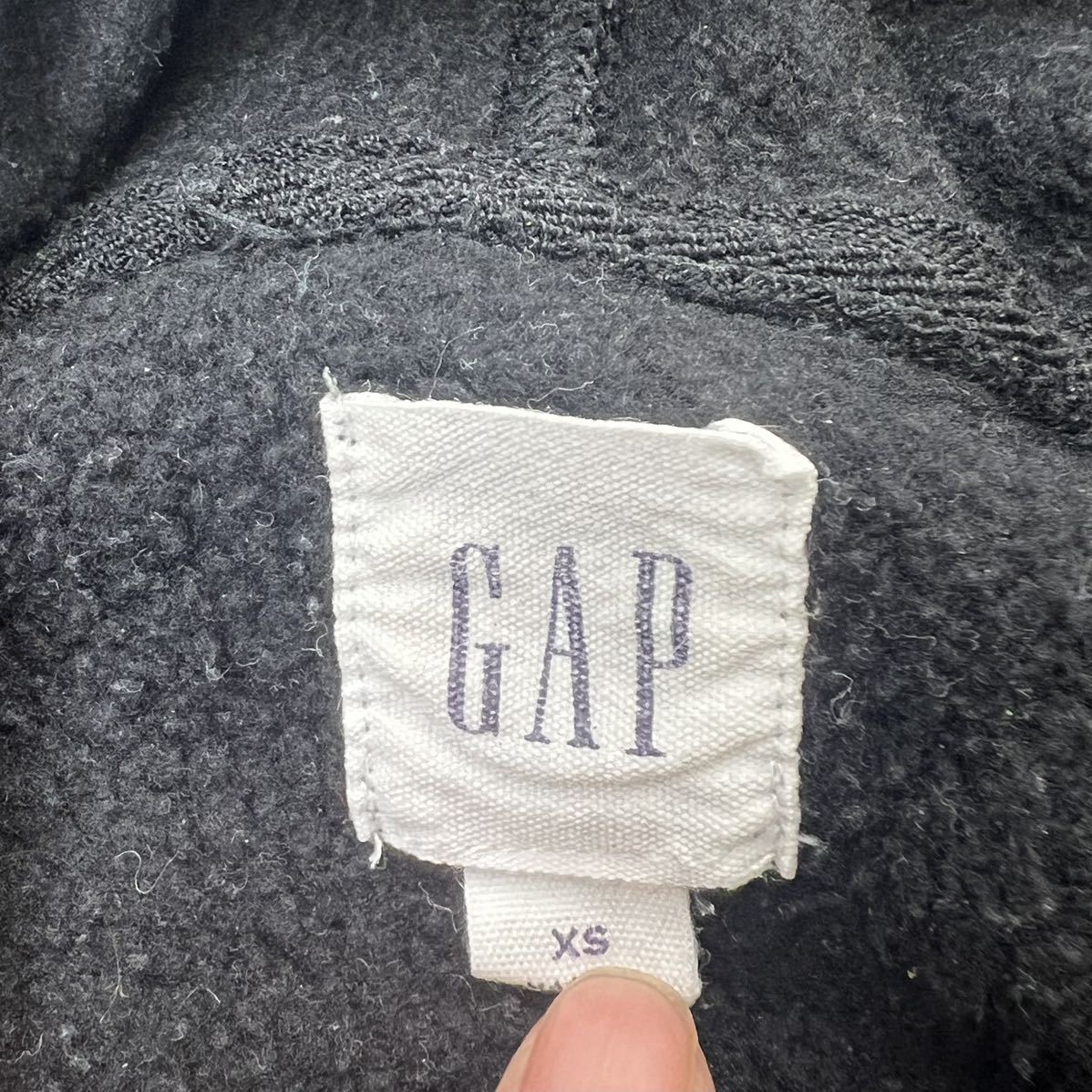 GAP ☆ 大定番 ロゴ ブラック スウェット パーカー メンズ XS 着回し抜群◎ アメカジ ストリート 大人カジュアル 古着 ギャップ■AG242_画像5