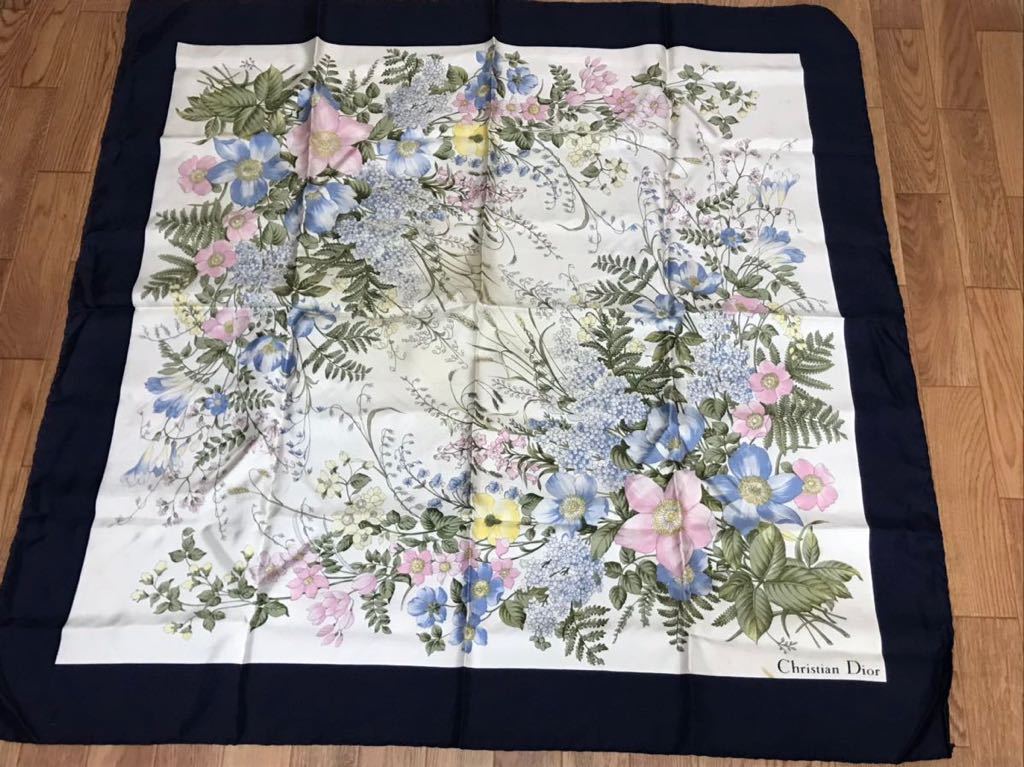 christian dior 大判 スカーフ ネイビー xオフホワイト花柄 86x86cm 未使用品？！_画像1