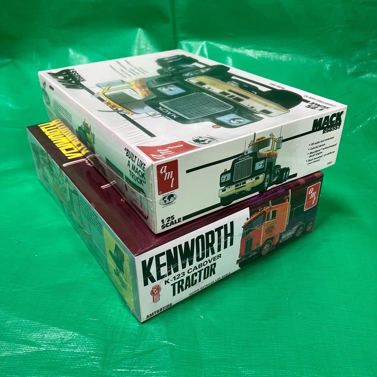 2台セット　未組立 1/25 AMT amtケンワース K-123 キャブオーバー　KENWORTH K-123 CABOVER MACK R685ST マック　_画像4