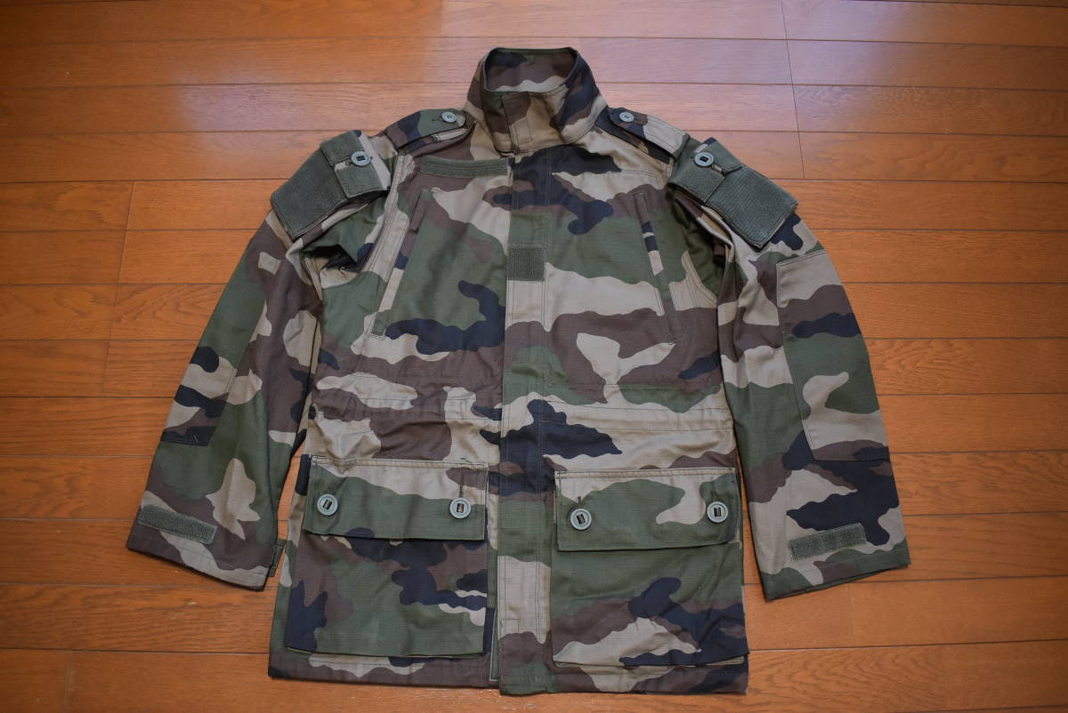 フランス軍　FELIN　T４S2ジャケット　CCEウッドランド　温帯域用　８８C　実物中古美品
