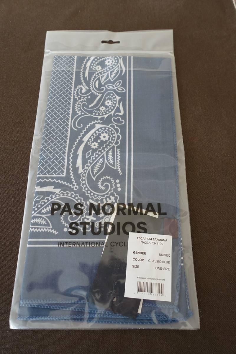 Pas Normal Studios（パスノーマルスタジオ） Escapism Bandana Unisex Classic Blue One Size【新品未使用品】_画像2