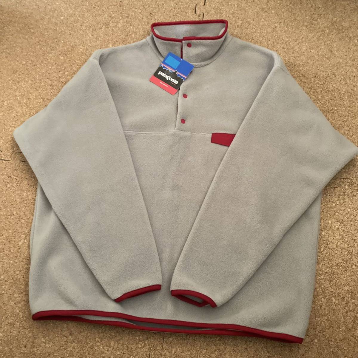 XLサイズ 新品未使用【2008・廃盤カラー】patagonia メンズ XLサイズ 新品未使用【2008・廃盤カラー】patagonia メンズ