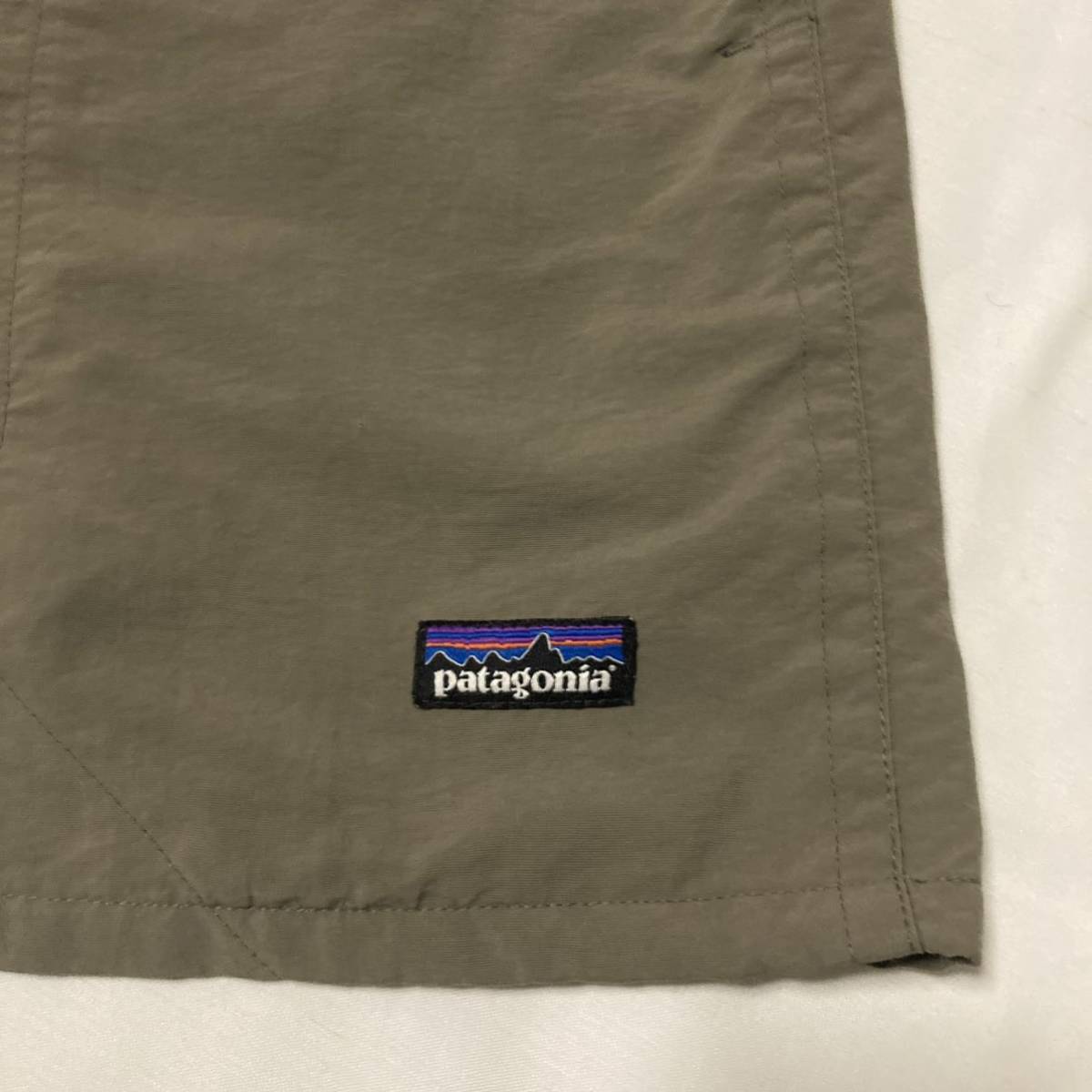 Mサイズ【2013 限定・MARSカラー】 patagonia メンズ・バギーズ・ショーツ 5インチ ALP ( アルファ・グリーン )ミリタリーカーキ米軍US廃盤