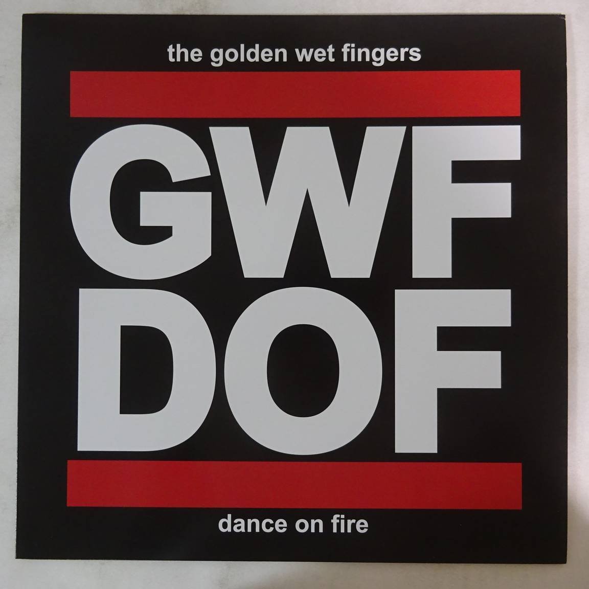 10019477;【国内盤】The Golden Wet Fingers (チバユウスケ イマイアキノブ 中村達也) / Dance On Fire_画像1