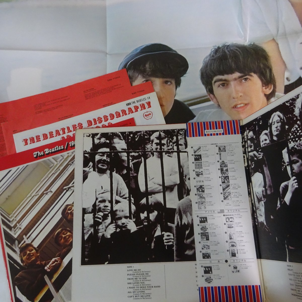 14028312;【旗帯付/2LP/ポスター・ブックレット付/見開き】The Beatles / 1962-1966_画像2