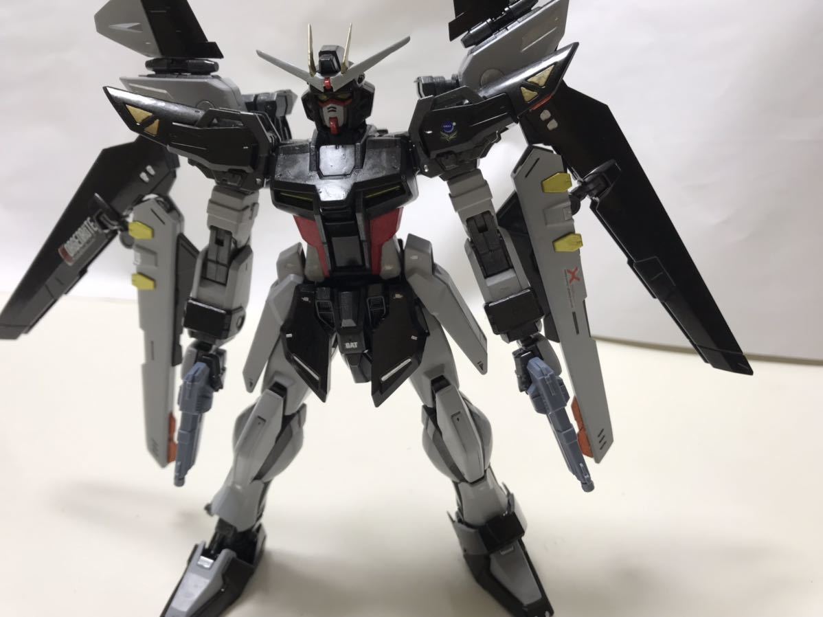 MG 1/100 ストライクノワールっぽい　筆ペン塗装欠品あり_画像7