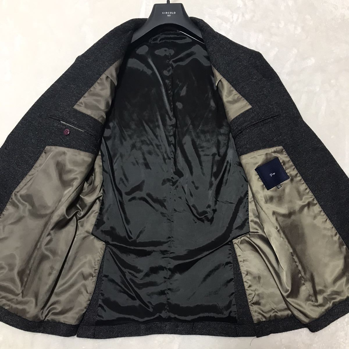 G-stage ジーステージ テーラードジャケット アンコン仕立て ラペルピン 襟章 ウール 48 Lサイズ ブラック チャコールグレー_画像3