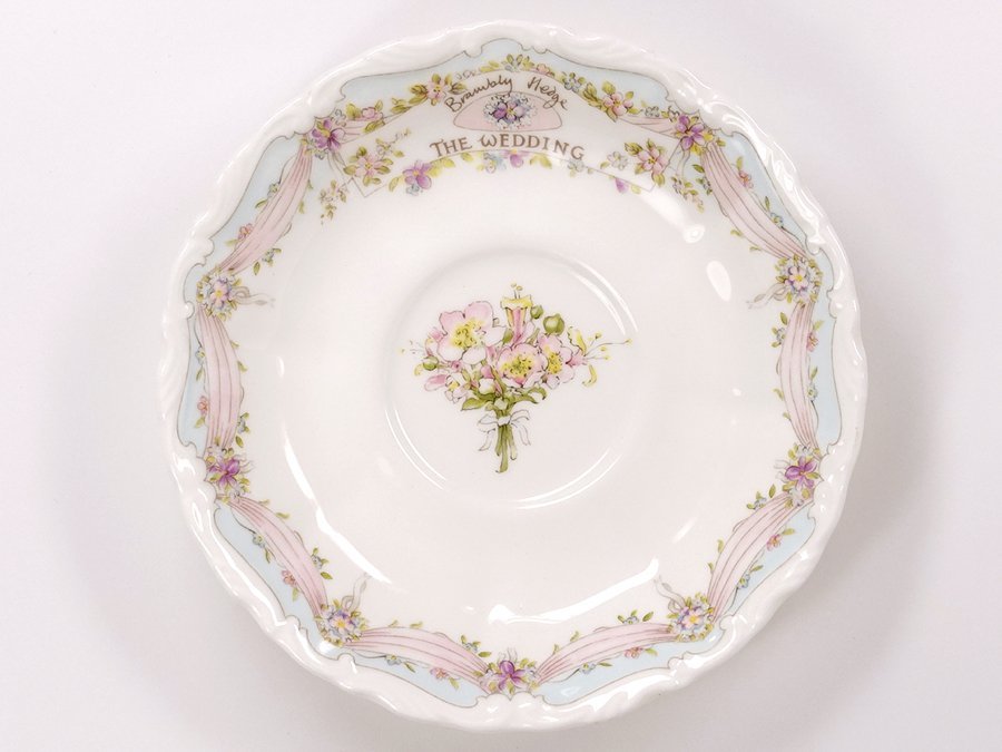 ∇花∇【ロイヤルドルトン/Royal Doulton】 1985～2006年 ブランブリーヘッジ ギフトコレクション カップ＆ソーサー4客セット 希少な廃盤品_画像3