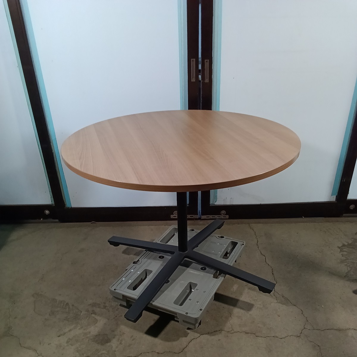  из дерева настольный круг стол φ1050h720kokyo2019 год производства ①mi-ting стол 