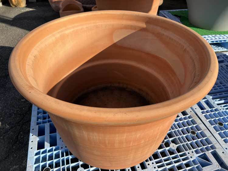  Italy made terra‐cotta large round pot diameter 89cm large plant pot unglazed pottery . planter flower pot ceramics flower pot potted plant exhibition goods special sale 