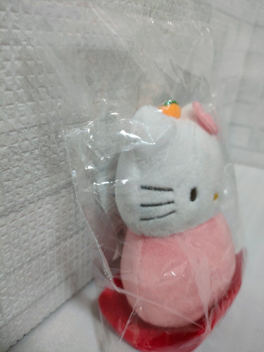 新品・未開封】 ハローキティ サンリオ ぬいぐるみ HELLO KITTY