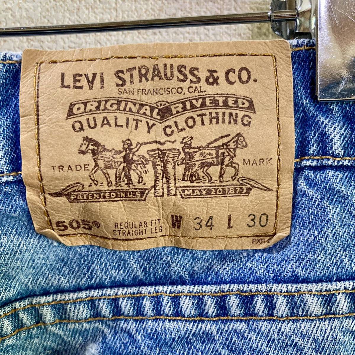 【made in USA】希少なショートレングス！Levi's リーバイス 505 ヒゲ 色落ち良 W34L30(実寸W34L30) 1995年 米国製 USA製 501 デニムパンツ_画像9