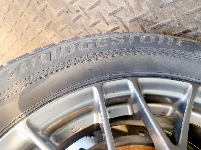 5kurudepa ヴォクシー DAA-ZWR80W タイヤ ホイール １本 ブリジストン 205/55R16 純正 アルミ ５穴 P=114.3 ZRR80 ZRR85 煌 32885_画像5