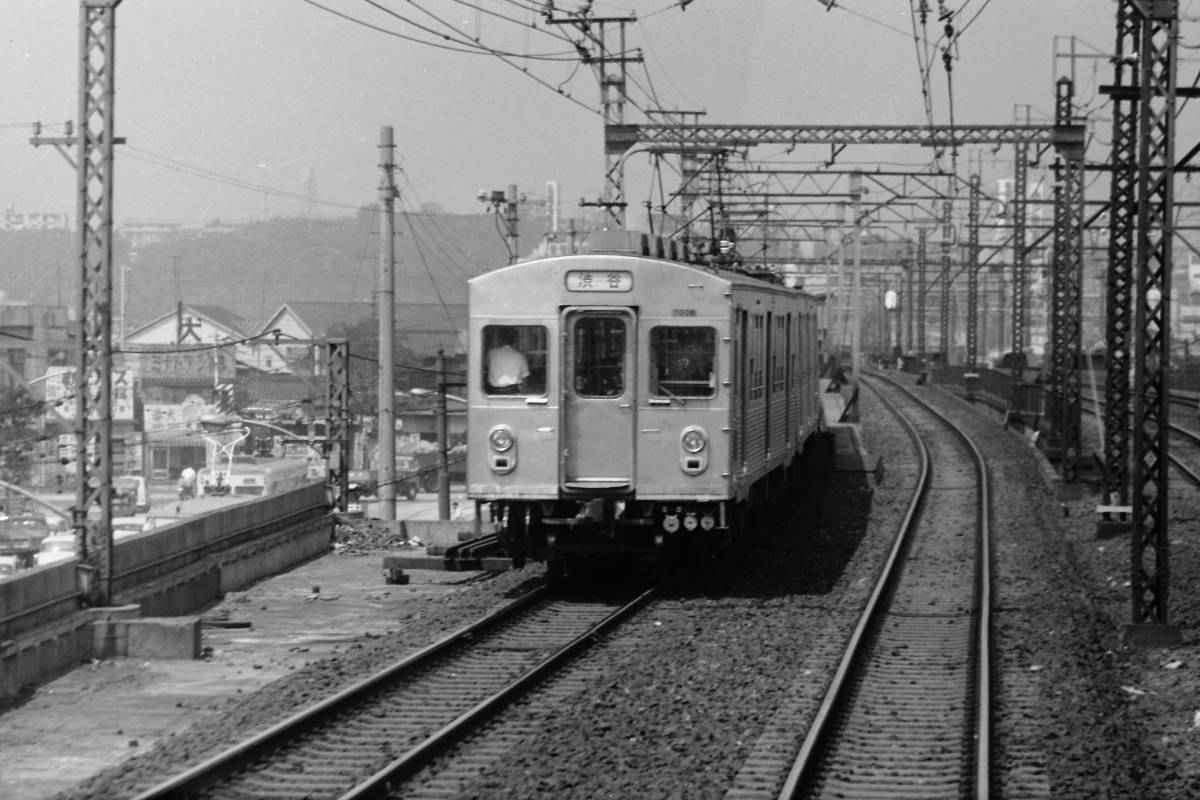 (B23)484 写真 古写真 鉄道 鉄道写真 東急 東急電鉄 東横線 他 昭和36年頃 フィルム 変形 白黒 ネガ まとめて 5コマ _画像8
