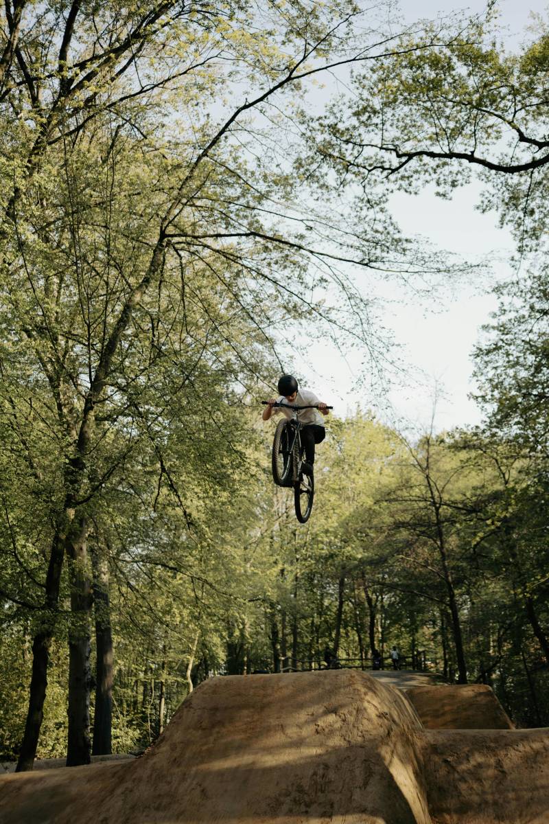 一円画像　自転車_画像1