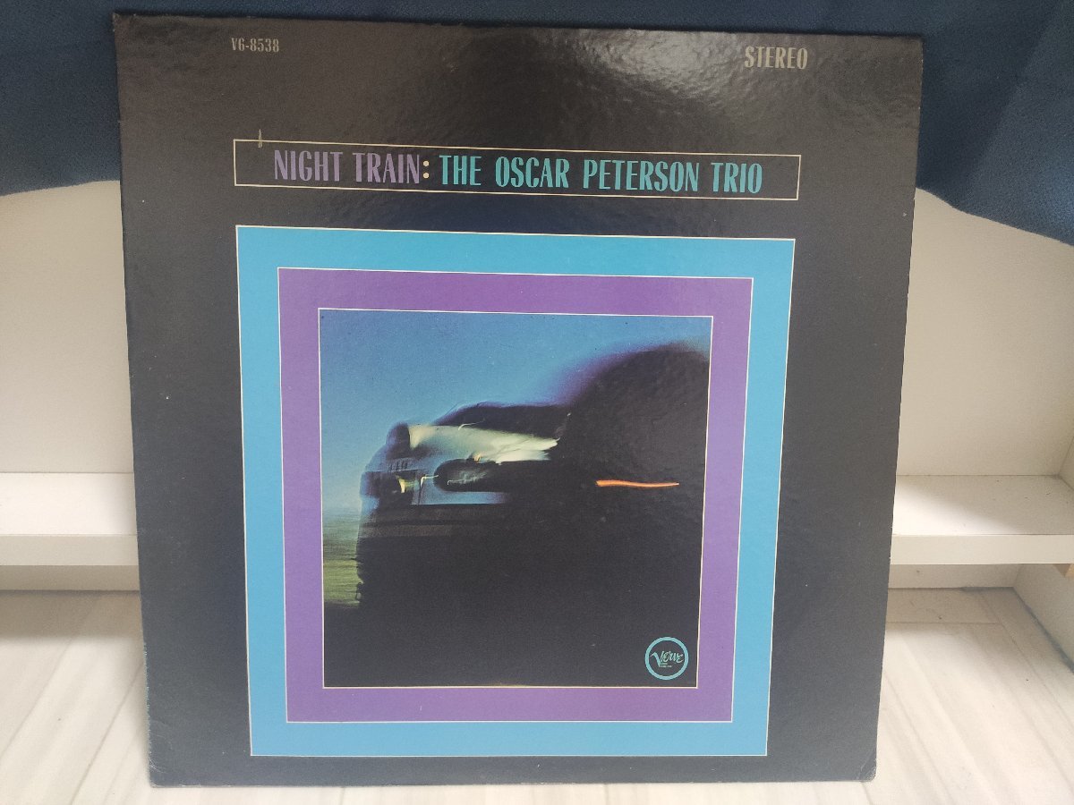 ■レコード 5000円以上で送料無料！ JAZZ/ジャズ NIGHT TRAIN:THE OSCAR PETERSON/オスカー・ピーターソン TRIO 26LP6NT_画像1