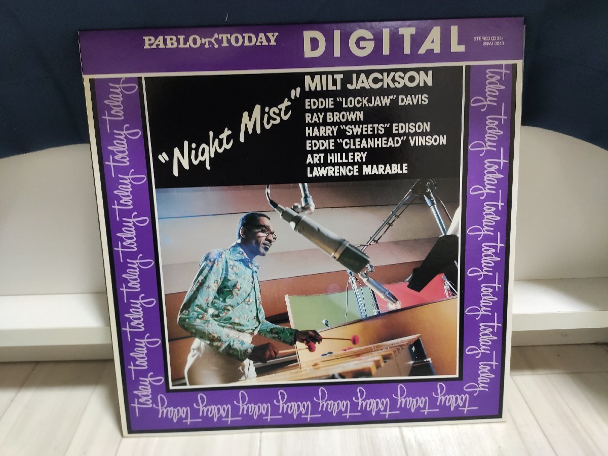 ■5000円以上で送料無料！ JAZZ/ジャズ 国内盤 28MJ 3043 NIGHT MIST MILT JACKSON 40LP11NT_画像1