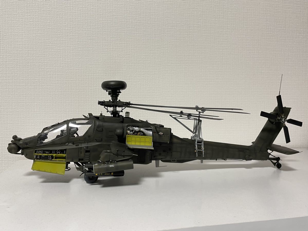 タコム 1/35 AH-64D アパッチ ロングボウ 塗装済み完成品 ヘリコプター_画像2