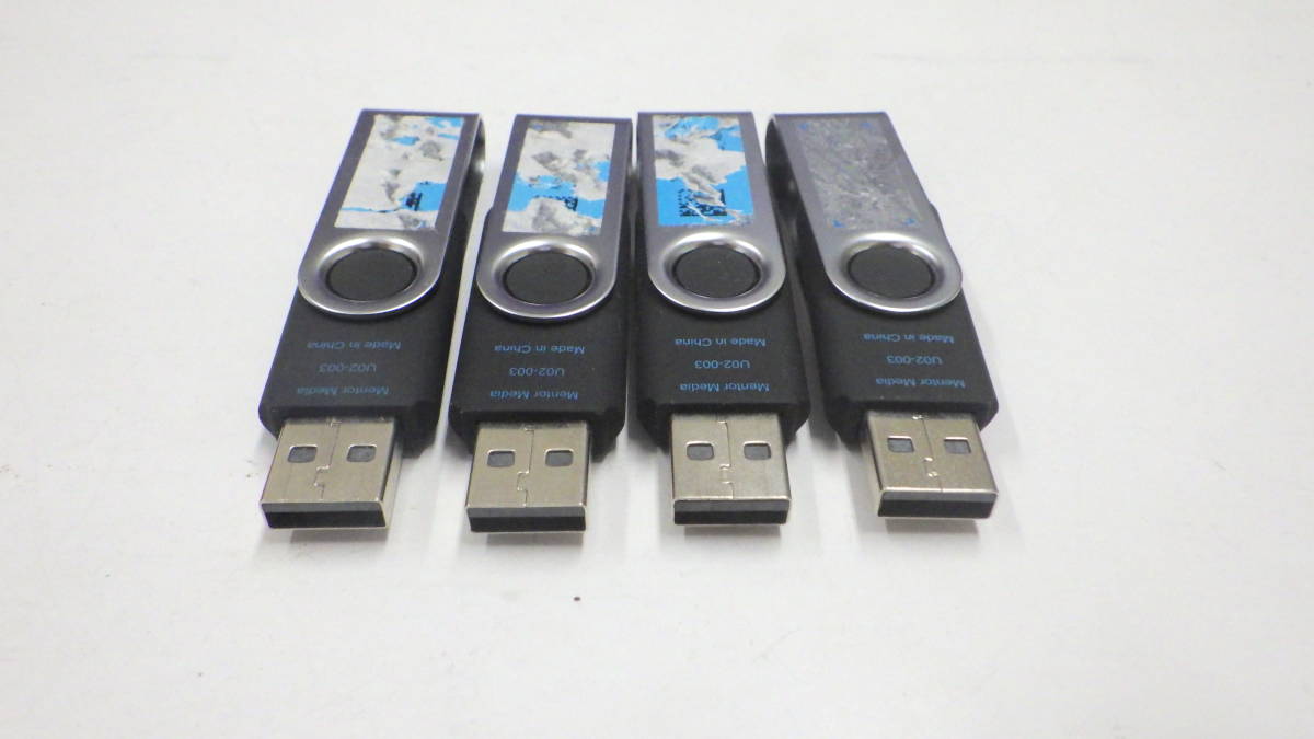 １円～　DELL　USBメモリー　16GB　4個セット　中古動作品_画像2