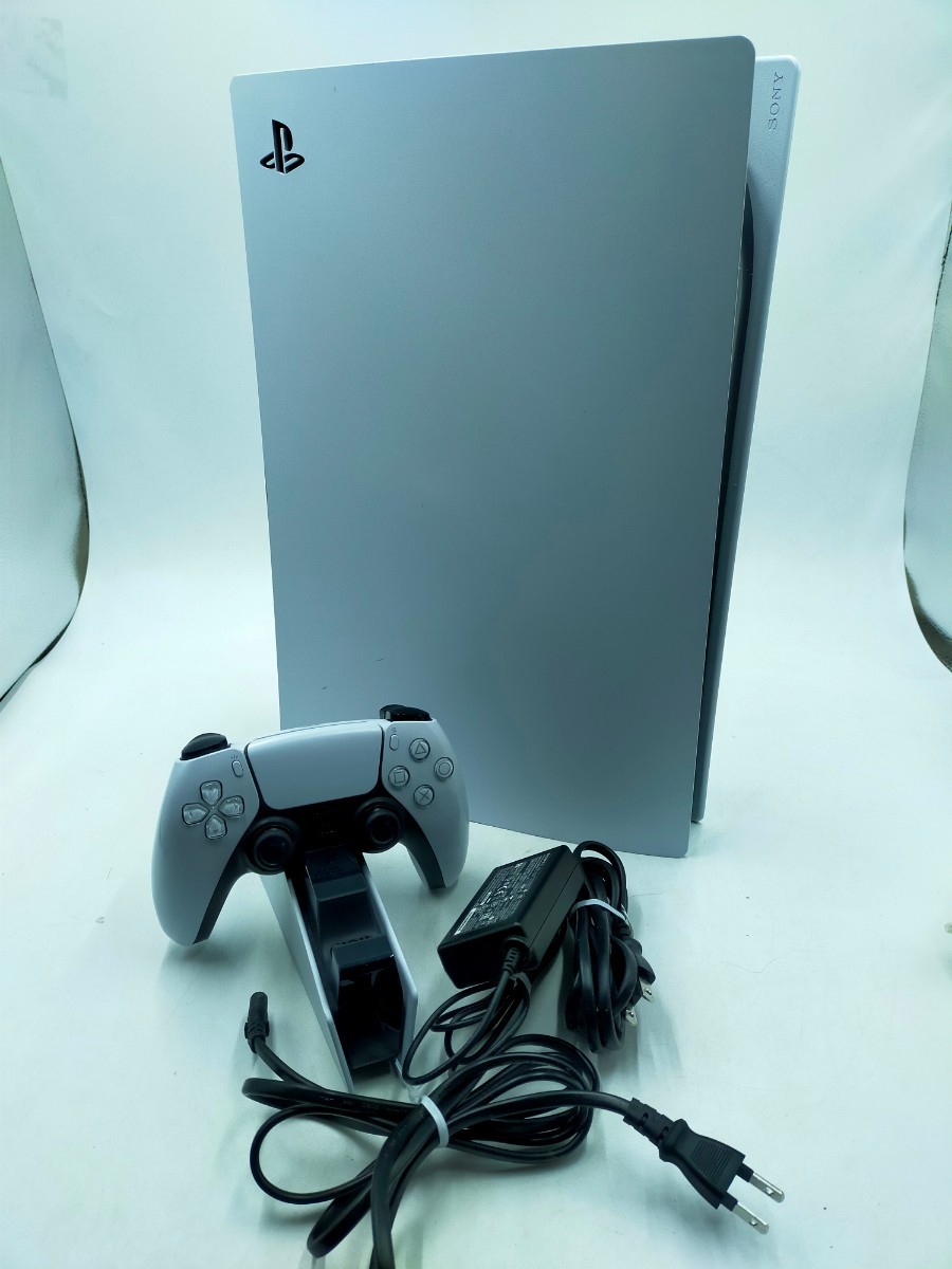 ●SONY PlayStation5 PS5 ディスクドライブ搭載モデル CFI-1000A01 825GB ※説明書 ベース HDMI USBケーブル欠品 動作未確認_画像3